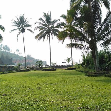Bagus Bay Homestay Tuk Tuk Exterior foto