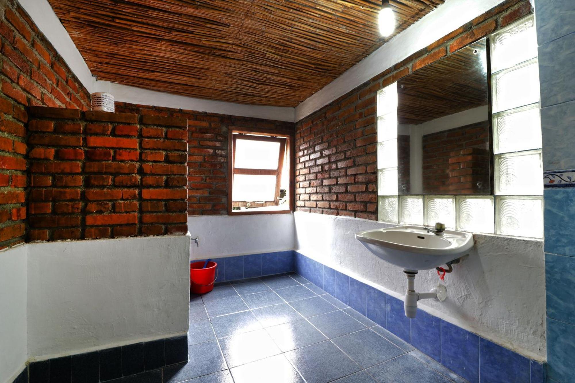 Bagus Bay Homestay Tuk Tuk Exterior foto
