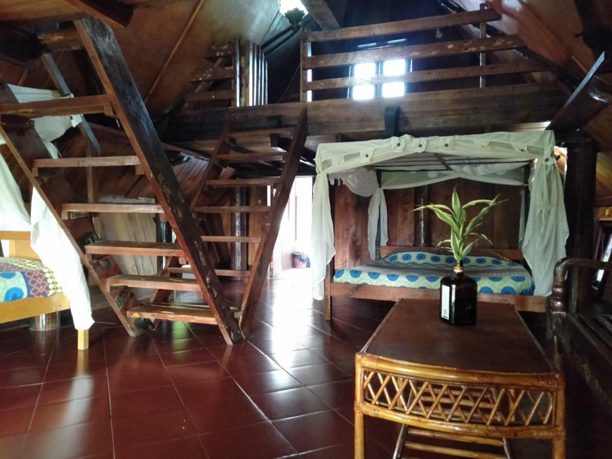 Bagus Bay Homestay Tuk Tuk Exterior foto