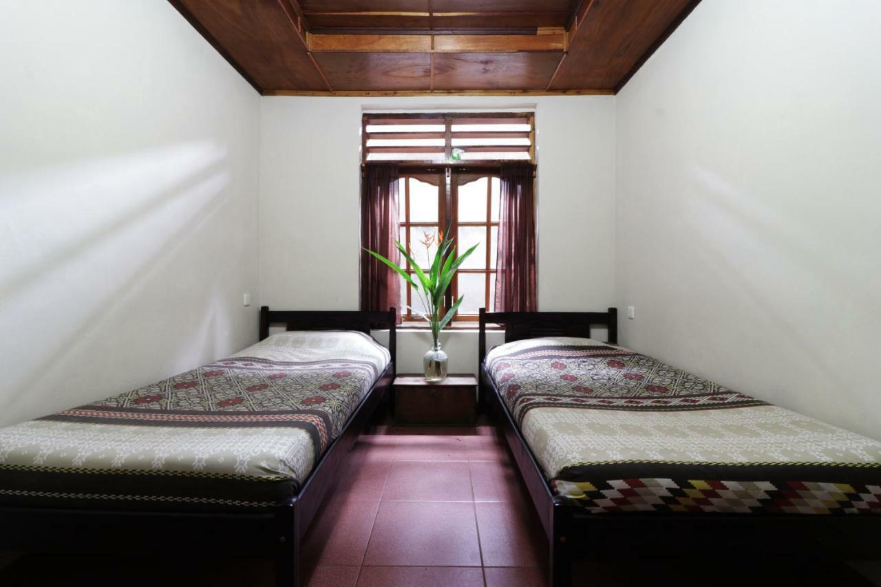 Bagus Bay Homestay Tuk Tuk Exterior foto