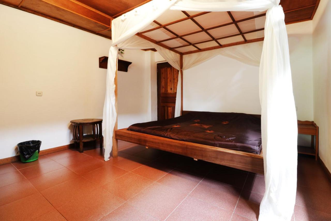 Bagus Bay Homestay Tuk Tuk Exterior foto