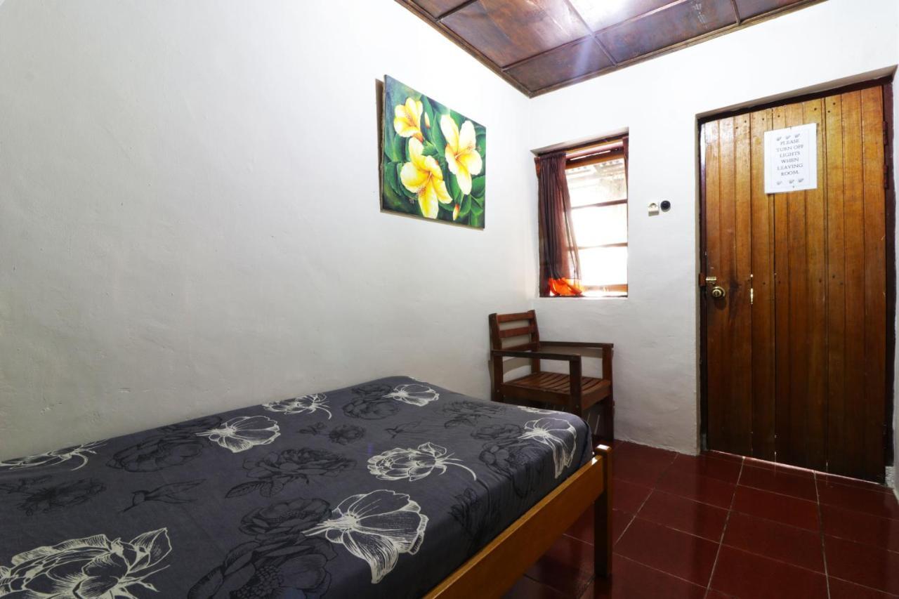 Bagus Bay Homestay Tuk Tuk Exterior foto